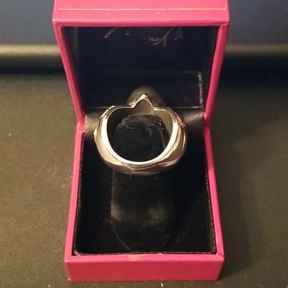 COPY - Ring - Picture 2 of 7